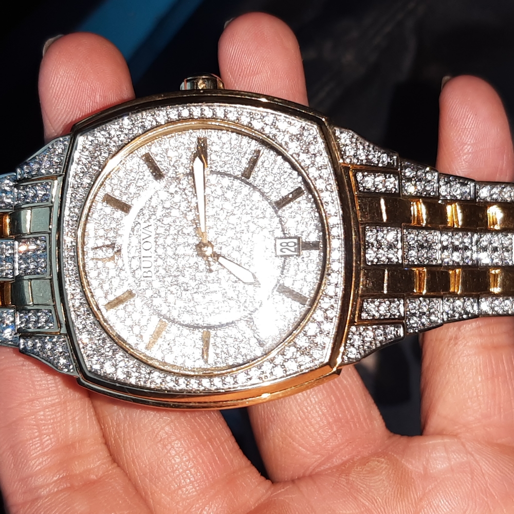 Bulova Phantom 582 Crystal Watch (Men)